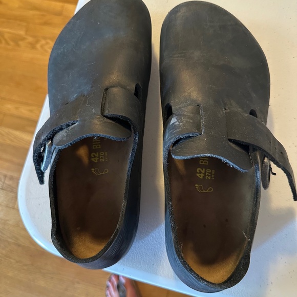 Birkenstocks size 42 - Picture 1 of 3